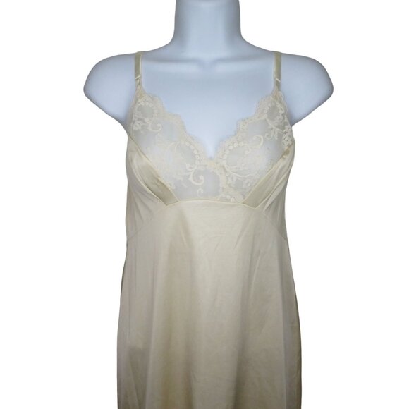 Vintage Vanity Fair Nylon Full Slip Dress Size 34L Beige Lace Overlay USA Made - Picture 2 of 13